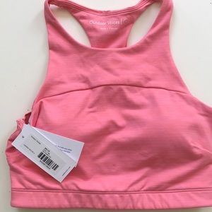 Outdoor Voices tech sweat crop!